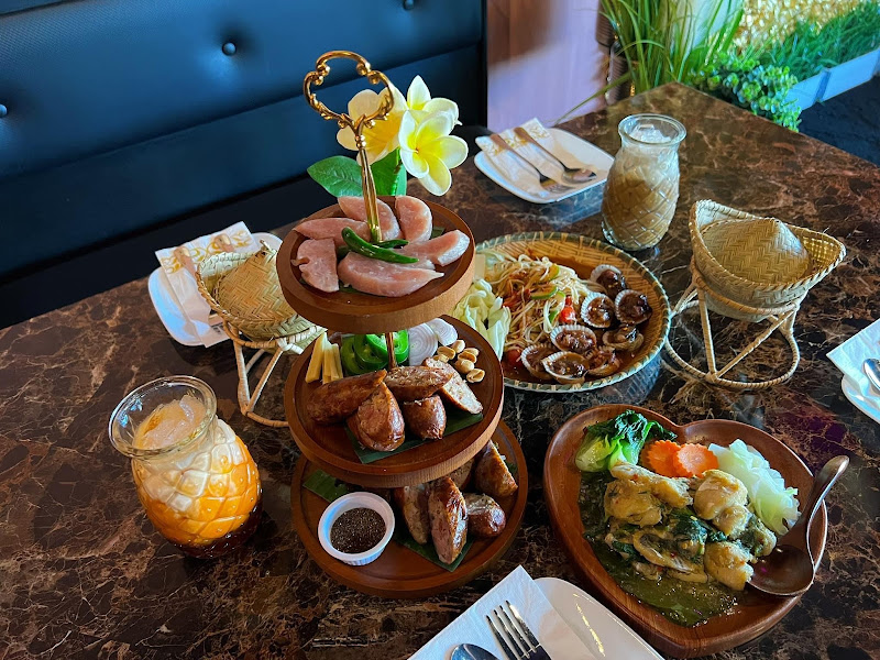 Jumpa Lao Thai Bistro 5
