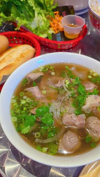 Pho You & Mi 3