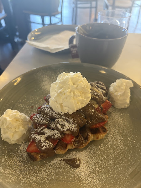 Cafe Mong 4