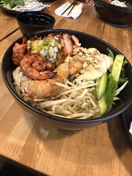 PHO SAIGONESE - SERENE 5
