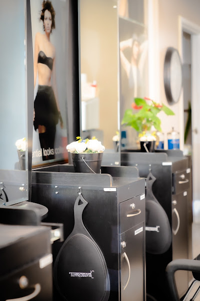 Glow Beauty Bar 2