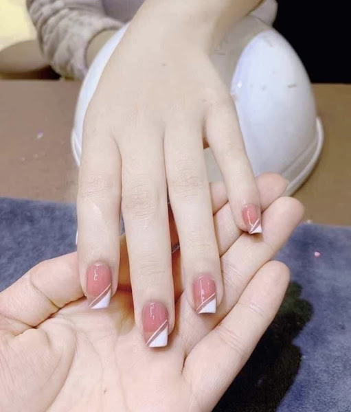 Glow Beauty Bar 3