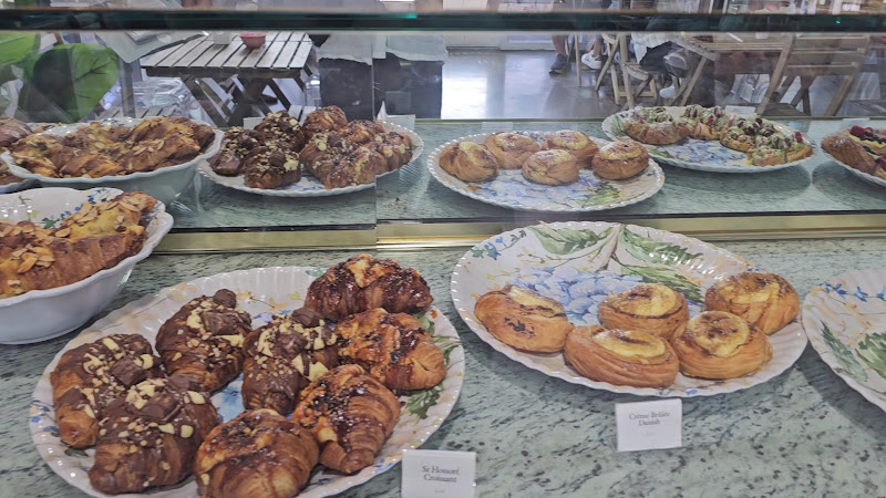 French Riviera La Tropezienne Bakery 3