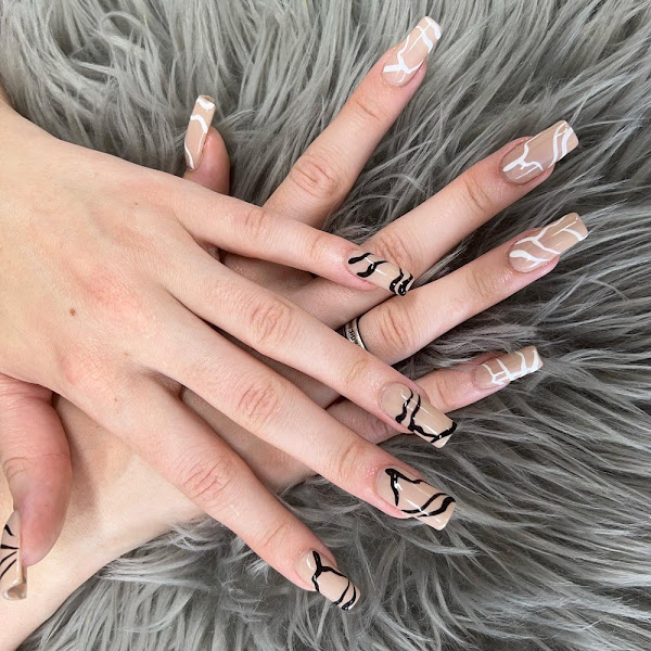 Bling Nails & Spa 1