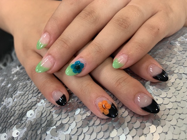 CA Spa Nails 4