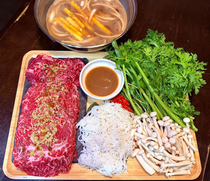 Saigon Street Vietnamese Eatery 4