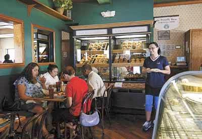Coffee Pub 2