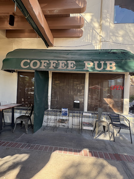 Coffee Pub 4