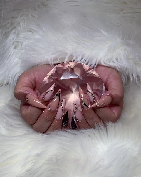 Finest Nails & Spa 2