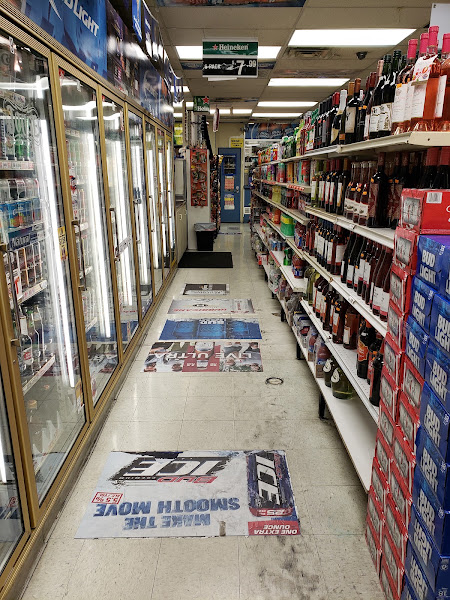 Vegas Mini Mart 4