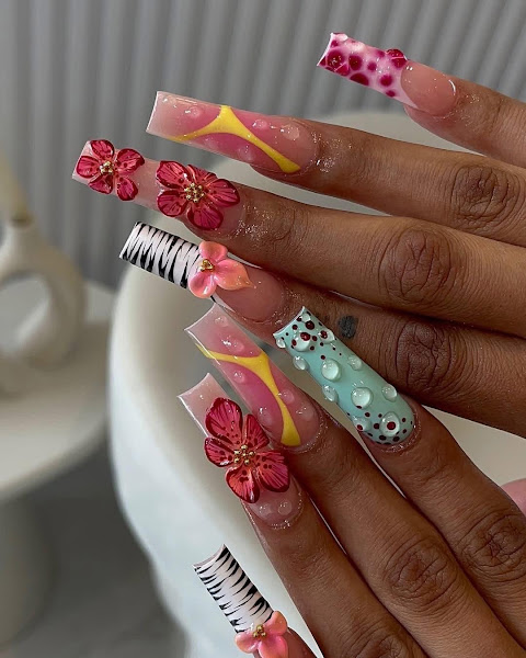 Tango Nail & lash 5
