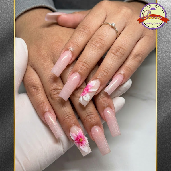 Queen Nails & Spa 4