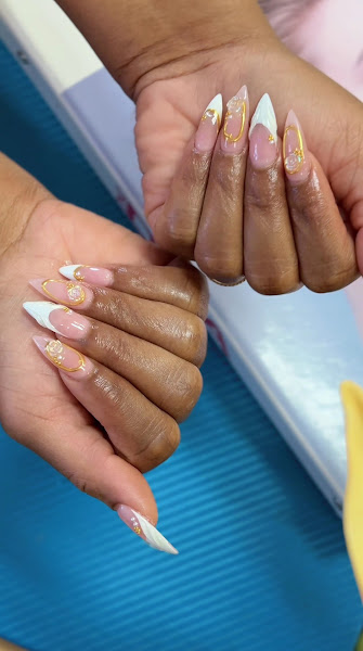 Warm Spring Nail Spa- Nail salon paradise Las Vegas NV 3