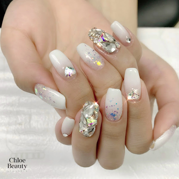 Chloe Beauty 3