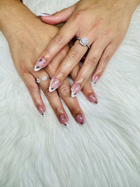 Essential Nails 2