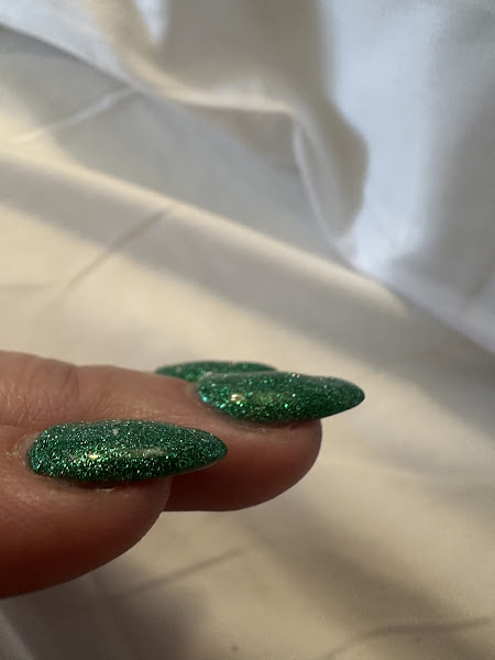 TT Nails
