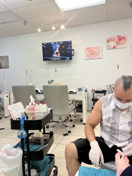 TT Nails 5