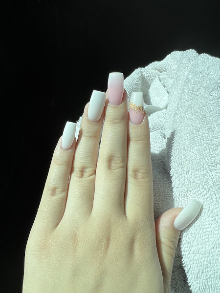 Vela Nail Lounge