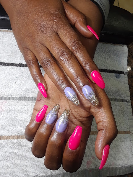 Nina Nails
