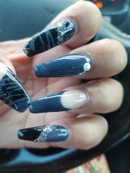 Nina Nails 4