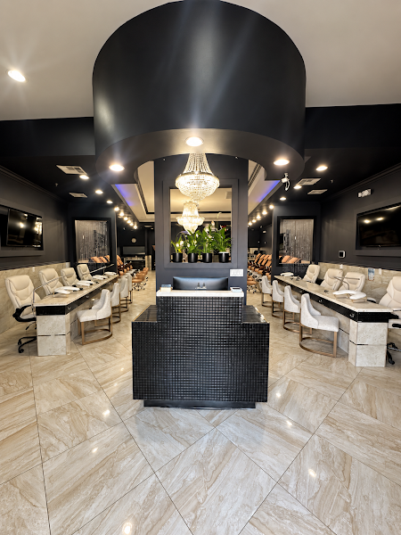 Noir Nail & Beauty Bar 3
