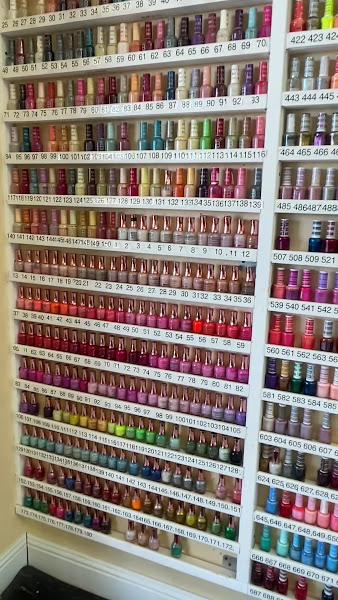 UC Nails & Hair Salon 3