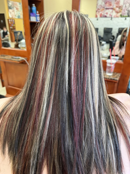 UC Nails & Hair Salon 5