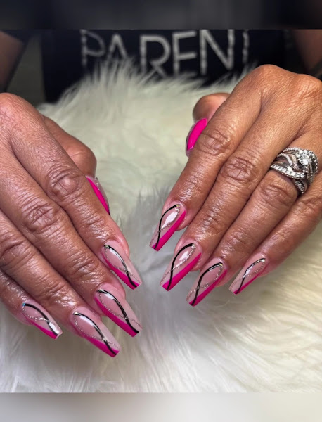 Runway Nail Lounge & Threading 3