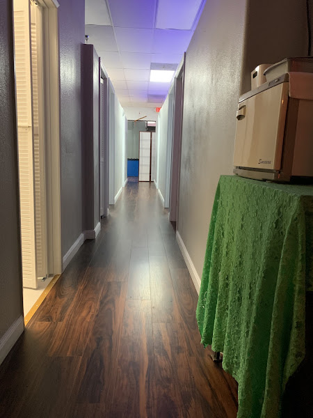 Oriental Massage & Foot Spa 5
