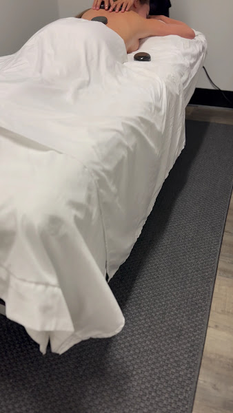 Aura Thai Spa & Massage 3