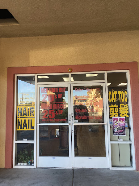 Ann's Salon 5