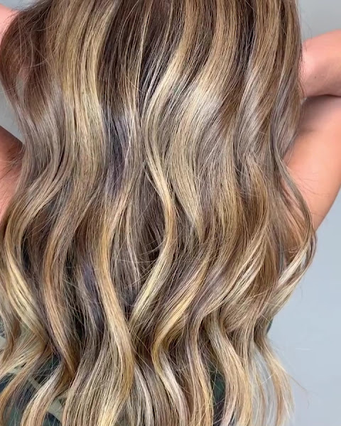 A Perfect Hue Salon 3
