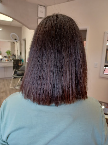 E2W BARBER SALON 5