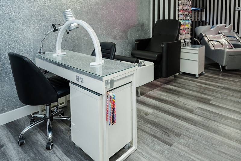 Joy's Secrets Hair Studio 5