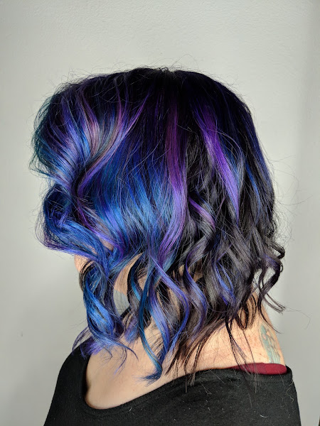 Smokin Hot Hair Salon 4