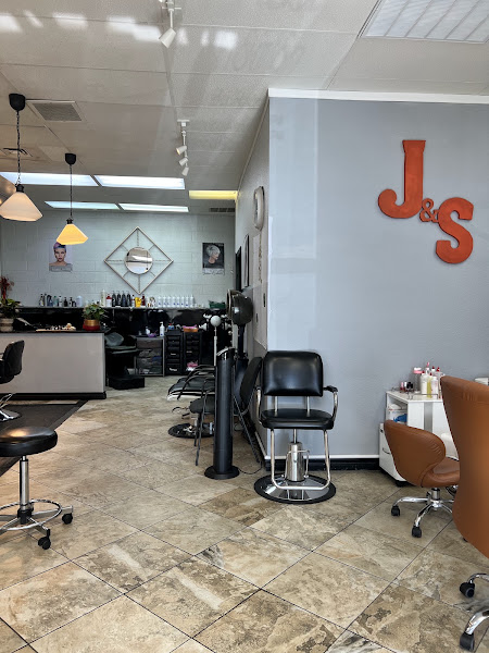 J&S hair salon 4