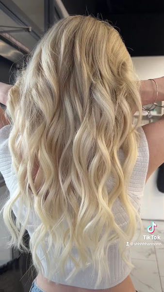 Hottie Hair Salon & Extensions Store 3