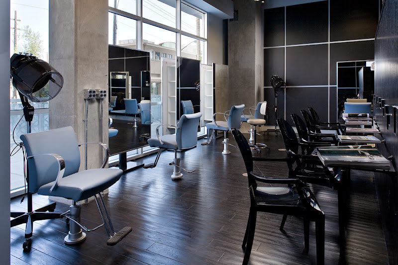 Globe Salon | Downtown 3