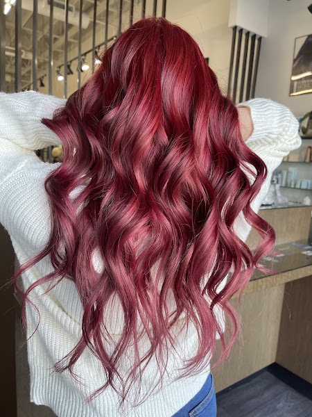 The Studio Hue Salon : Aveda 5