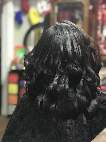 Best 4 Less Beauty Salon 5