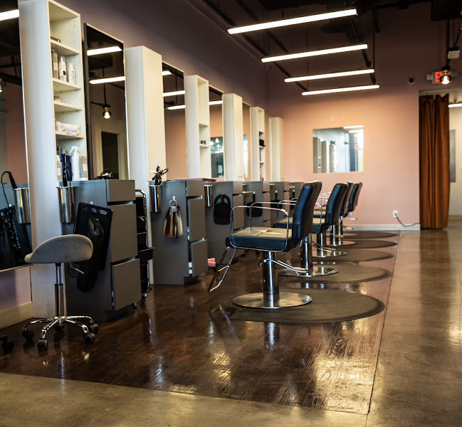 Vegas Style Salon 2
