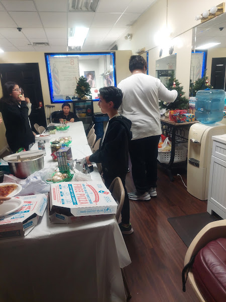 Ruth's Barber & Beauty 5