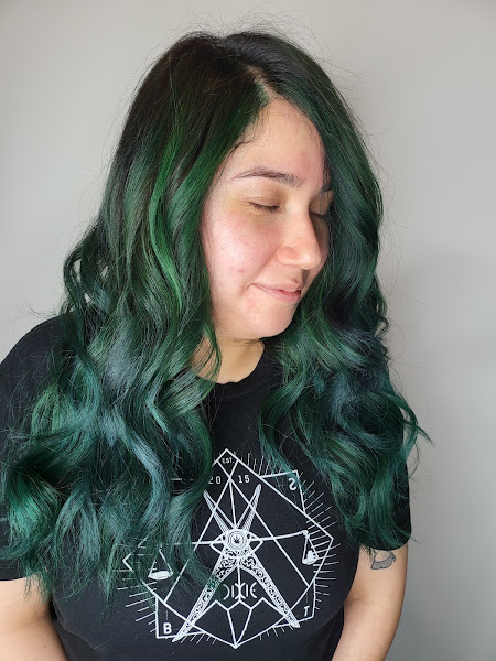HOTBOX salon 5