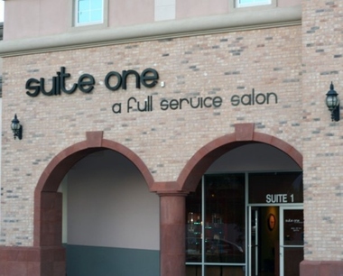 Suite One Salon 4