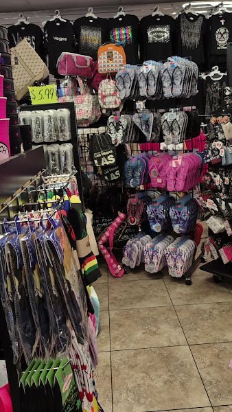 Las Vegas Souvenirs & Gifts 3