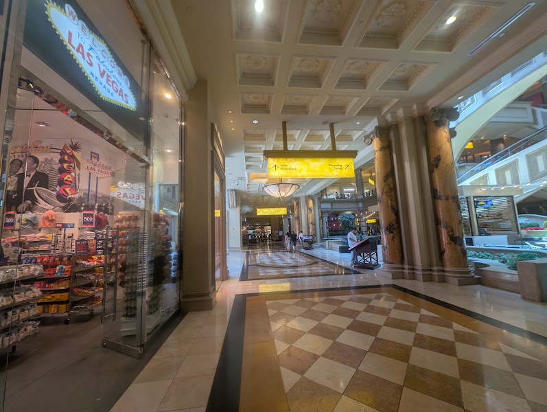 Welcome to Las Vegas Gift Shop 4