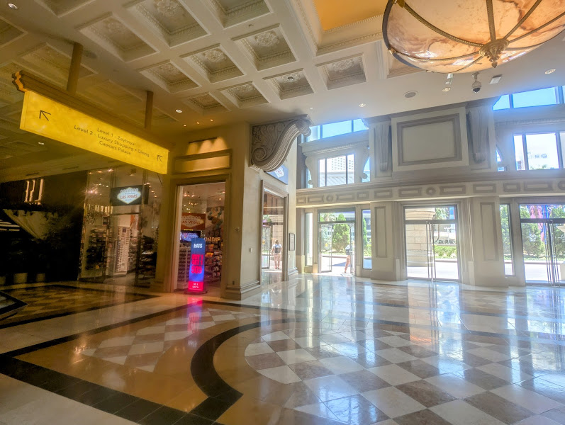 Welcome to Las Vegas Gift Shop 5