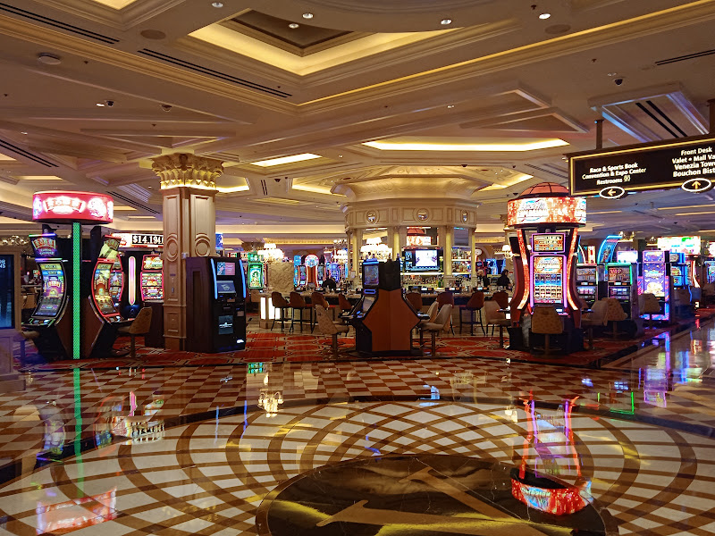 The Venetian Gift Shop 4
