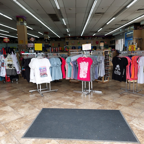 Mini Mart Souvenirs 3