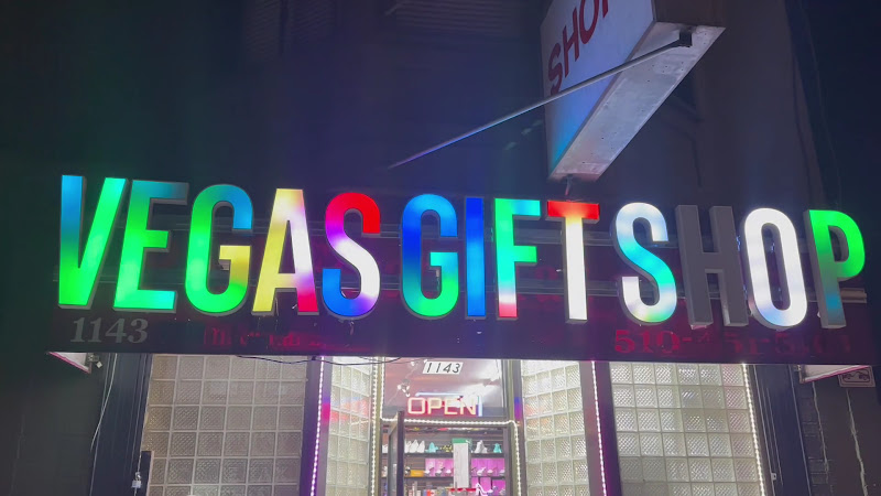 Vegas Gift Shop